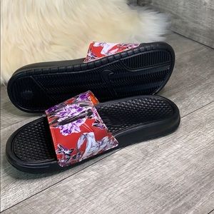 Nike Shoes - WMNS Benassi JDI Print Nike Shoes - WMNS Benassi JDI Print